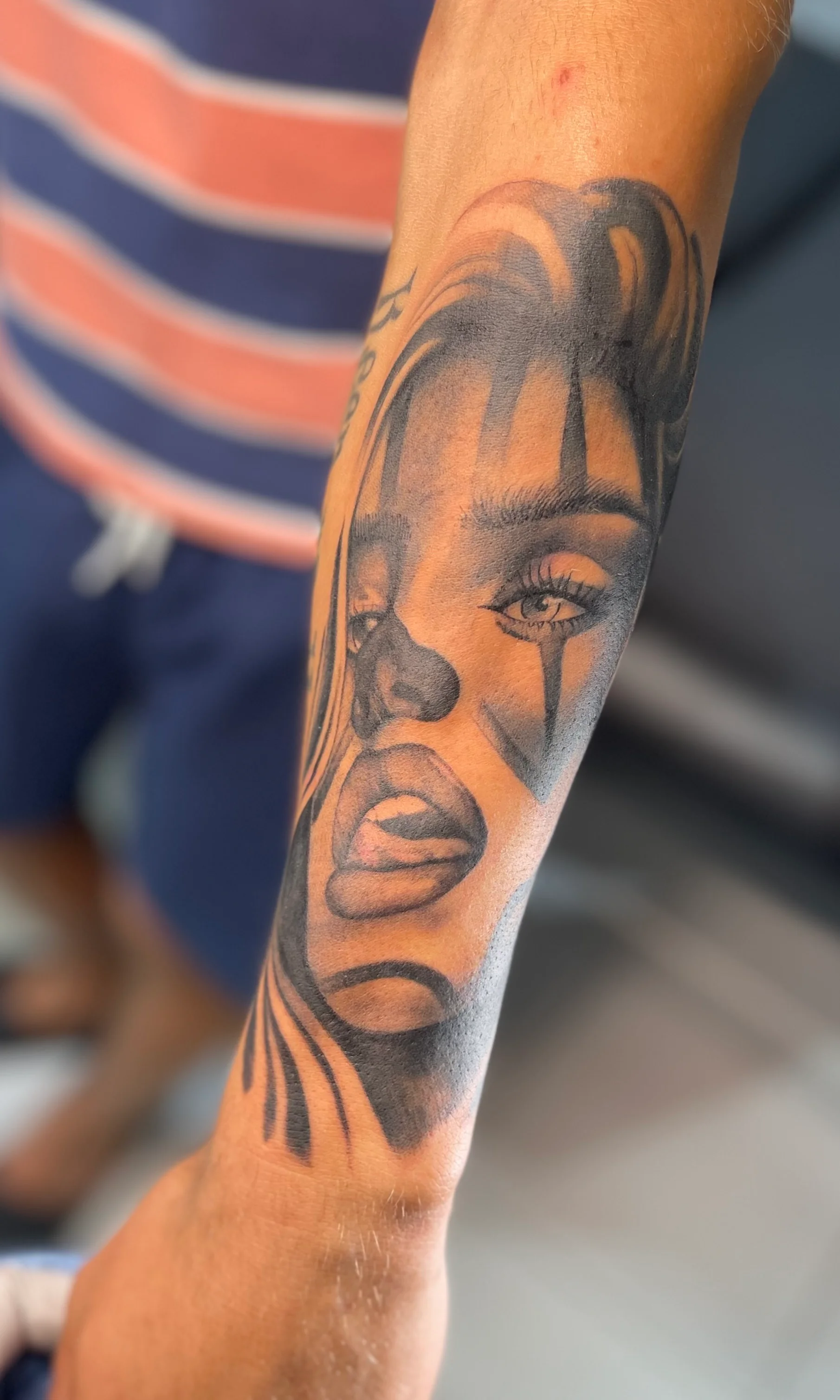 Tatuaje blanco y negro